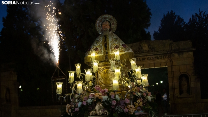 Fotos: El Día de San Saturio finaliza con la procesión y la traca