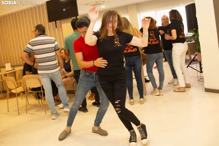 Vermú Salsero de Soria Baila