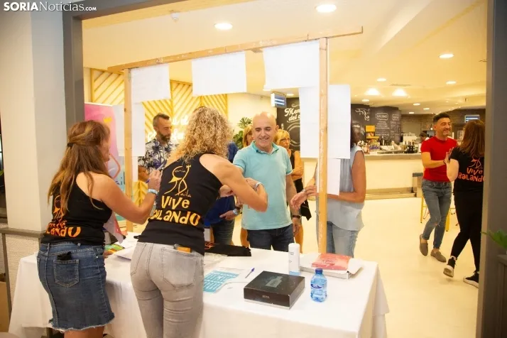 Vermú Salsero de Soria Baila