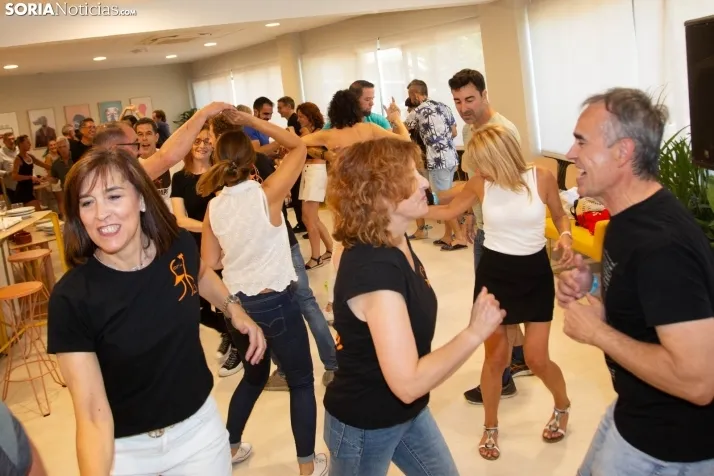 Vermú Salsero de Soria Baila