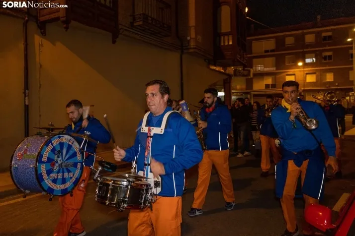 Fotos: Las charangas inundan de buen ambiente El Burgo de Osma