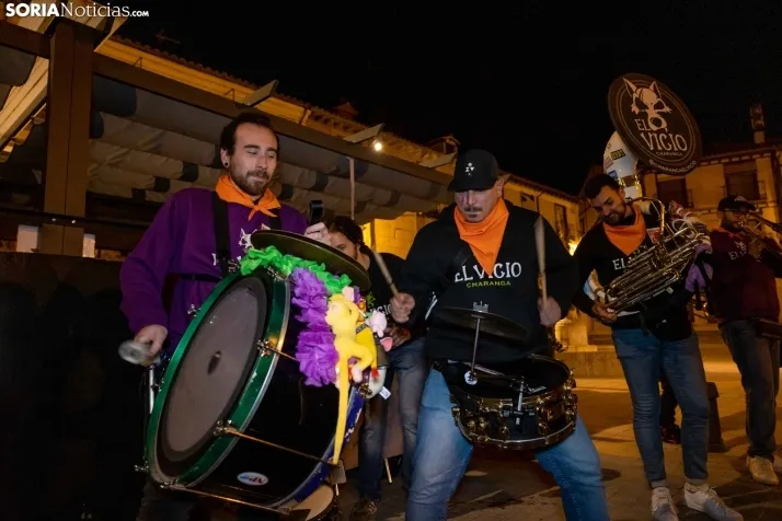 Fotos: Las charangas inundan de buen ambiente El Burgo de Osma