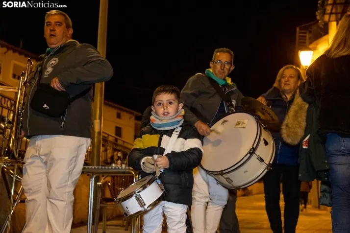 Fotos: Las charangas inundan de buen ambiente El Burgo de Osma