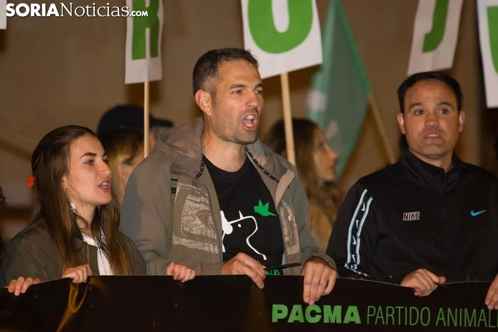 Manifestación de PACMA en contra del Toro Jubilo. /Maria Ferrer