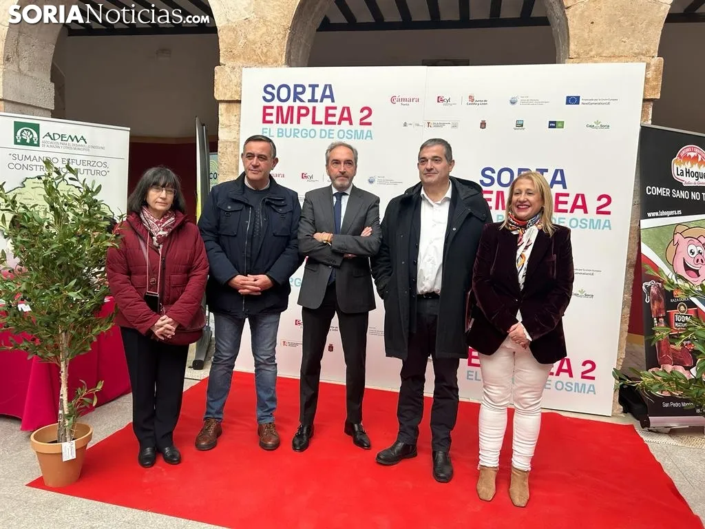 Foto 9 - Las empresas sorianas se re&uacute;nen en El Burgo para ofertar 180 puestos de trabajo: cocineros, conductores o veterinarios