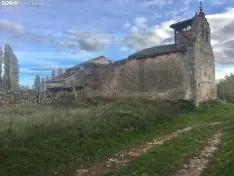 Foto 4 - Indignaci&oacute;n social ante la ca&iacute;da de la cubierta de la iglesia rom&aacute;nica de La Barbolla