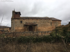 Foto 5 - Indignación social ante la caída de la cubierta de la iglesia románica de La Barbolla