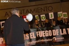 Manifestación de PACMA en contra del Toro Jubilo. /Maria Ferrer