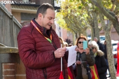 Manifestación de VOX frente a la sede del PSOE de Soria. /SN