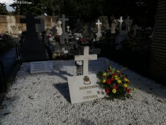 Foto 3 - El cementerio de Soria vive un emotivo acto en memoria de los militares fallecidos en servicio