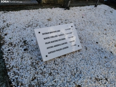 Foto 4 - El cementerio de Soria vive un emotivo acto en memoria de los militares fallecidos en servicio