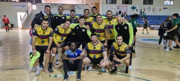 El BM Soria mantiene el liderato con una abultada victoria en Salamanca 