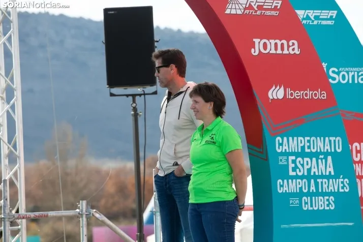 Carrera de relevos de mujeres Soria