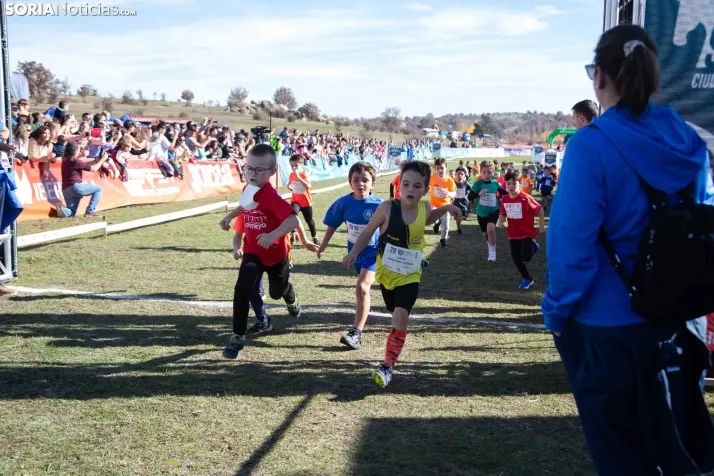 Carrera de relevos de mujeres Soria