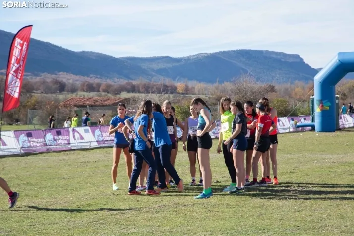 Carrera de relevos de mujeres Soria