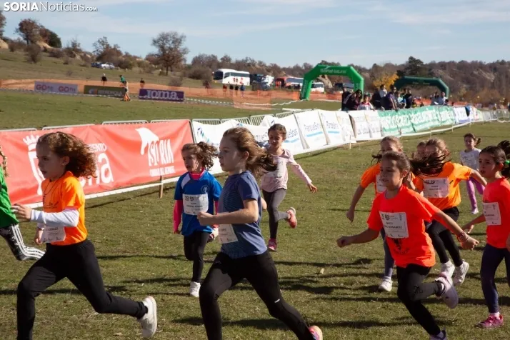 Carrera de relevos de mujeres Soria