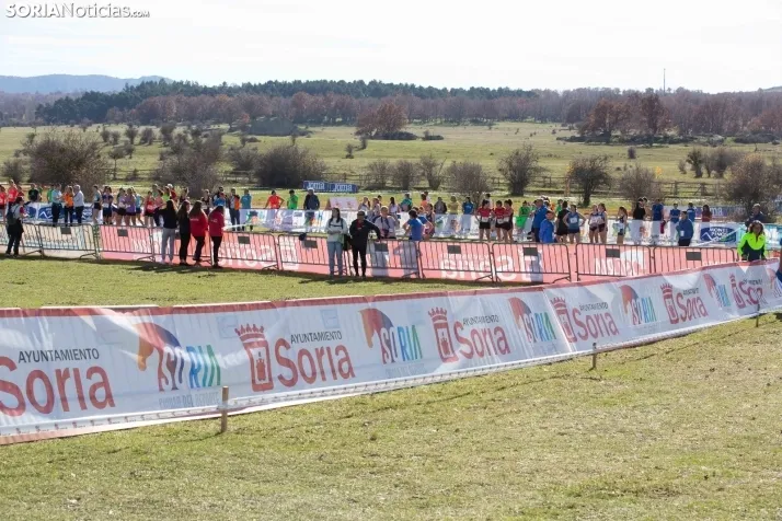 Carrera de relevos de mujeres Soria