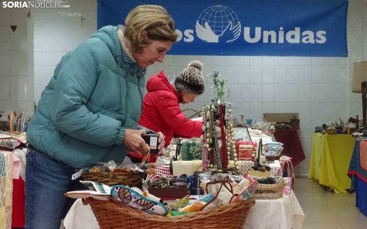Visitar el mercadillo de Manos Unidas, opción solidaria para la Navidad soriana