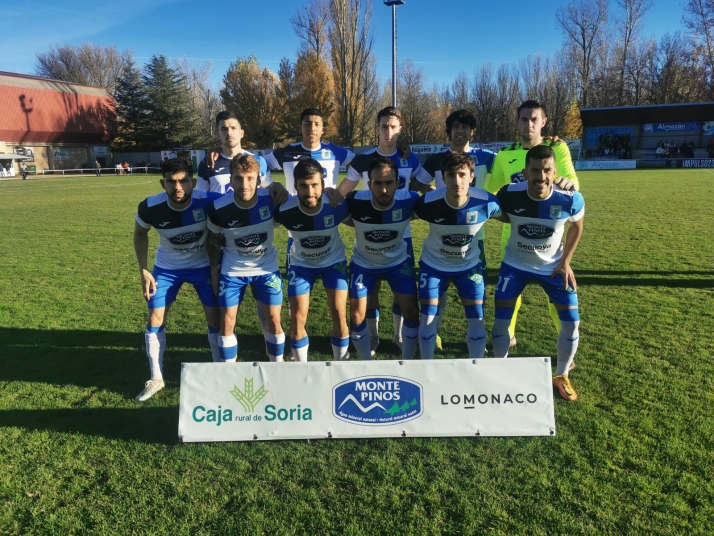 La S.D. Almazán saca un punto en un partido loco ante el filial de la Cultural