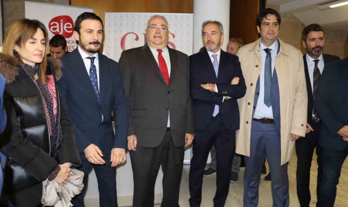 Castilla y León apuesta por políticas que incentivan el trabajo