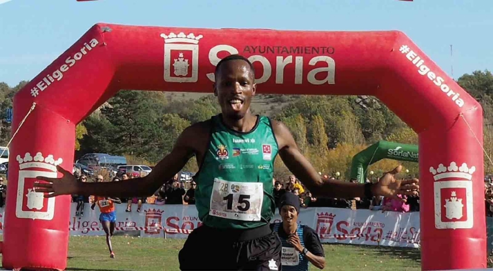Ndikumwenayo, protagonista de la cartelería del Cross de Soria 2023