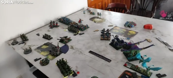 40 jugares se dan cita en Valdeavellano de Tera para realizar una competici&oacute;n amistosa de Warhammer