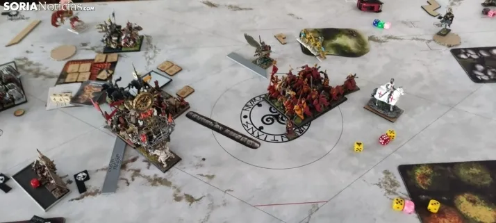 40 jugares se dan cita en Valdeavellano de Tera para realizar una competici&oacute;n amistosa de Warhammer