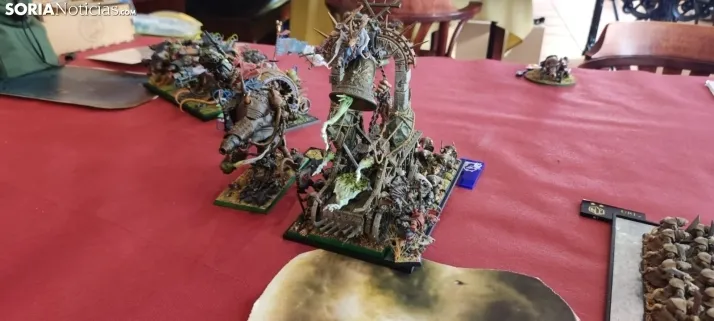 40 jugares se dan cita en Valdeavellano de Tera para realizar una competici&oacute;n amistosa de Warhammer