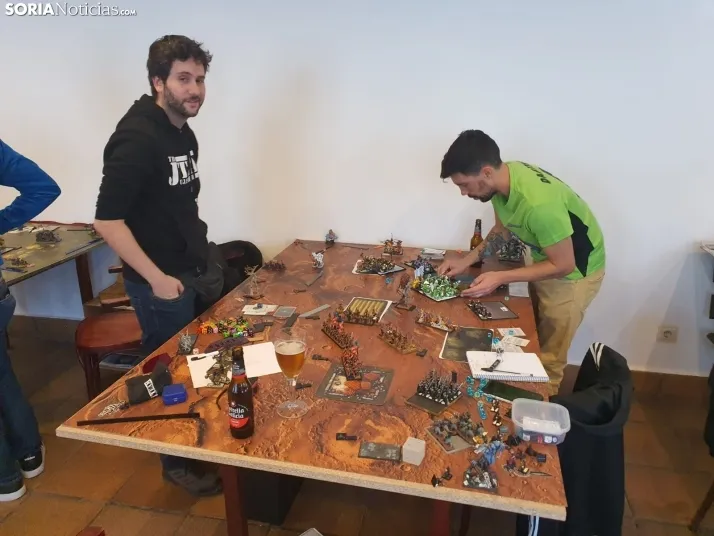 40 jugares se dan cita en Valdeavellano de Tera para realizar una competici&oacute;n amistosa de Warhammer