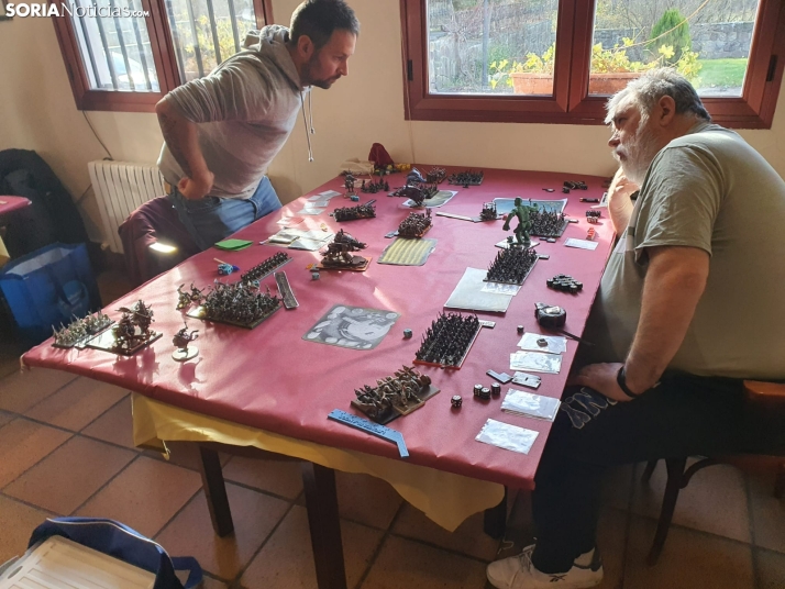 40 jugares se dan cita en Valdeavellano de Tera para realizar una competici&oacute;n amistosa de Warhammer