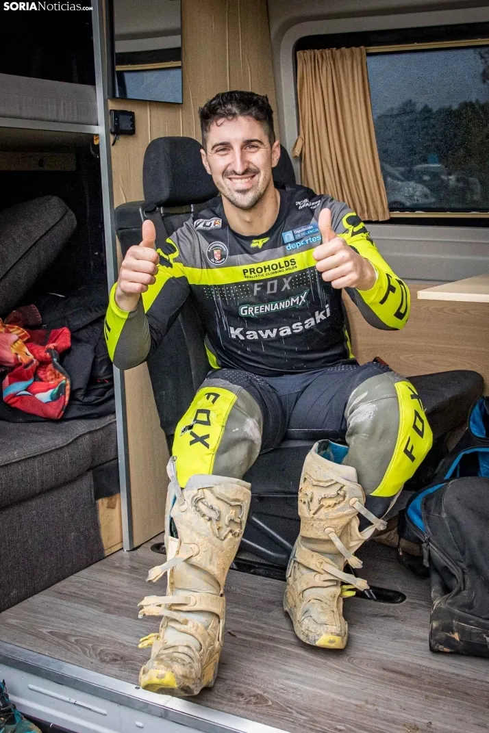 Fotos: Los mejores pilotos de Motocross de Castilla y Le&oacute;n demuestran sus habilidades en Tardelcuende
