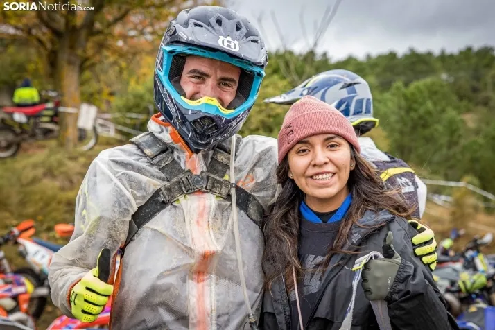 Fotos: Los mejores pilotos de Motocross de Castilla y Le&oacute;n demuestran sus habilidades en Tardelcuende