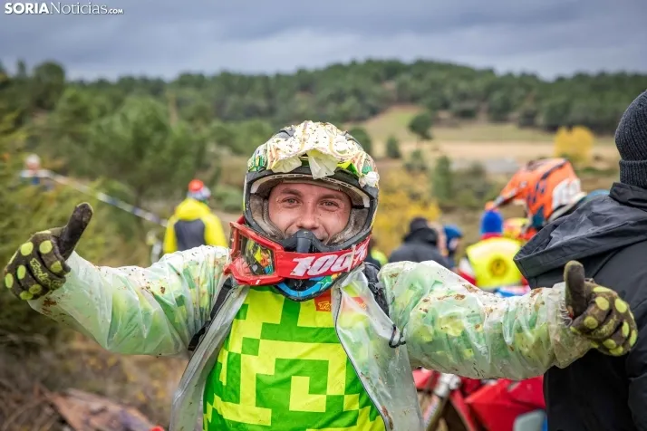 Fotos: Los mejores pilotos de Motocross de Castilla y Le&oacute;n demuestran sus habilidades en Tardelcuende