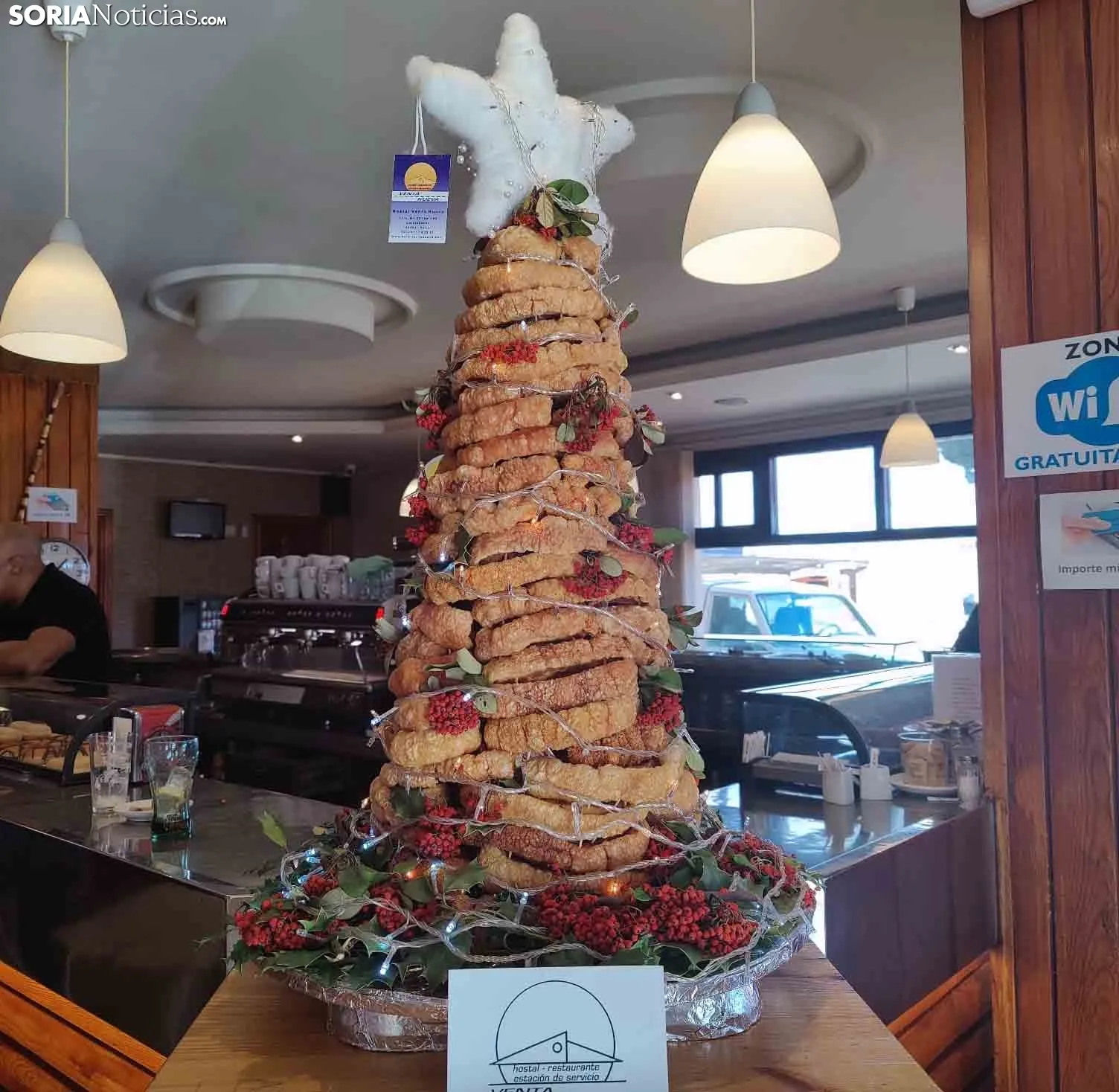 Una imagen del árbol navideño de este año. /SN
