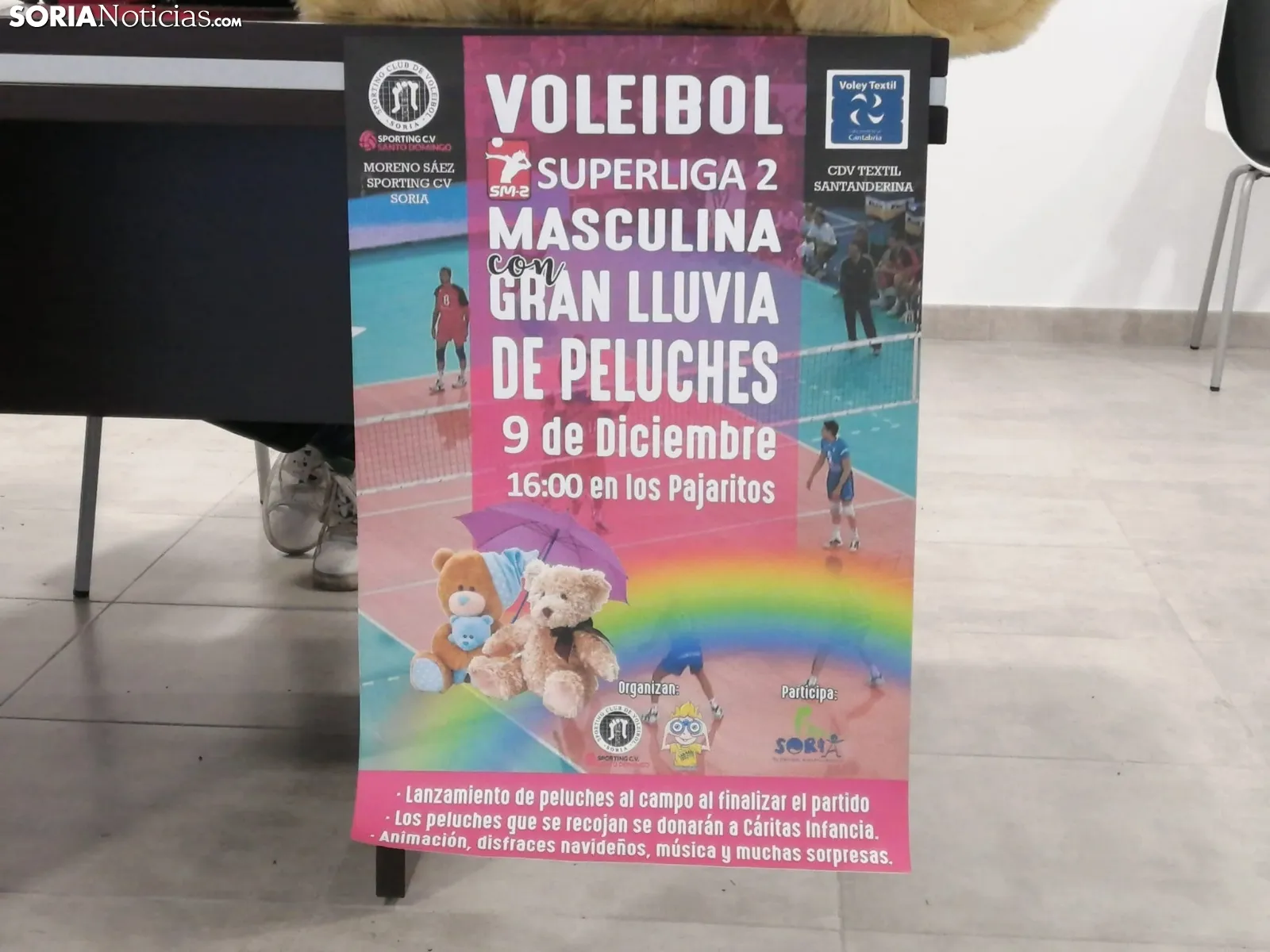 Foto 2 - Vuelve la 'Lluvia de Peluches' a los Pajaritos por Navidad