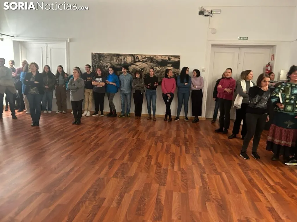 Foto 8 - Seis profesores de la Escuela de Arte crean a ritmo de m&uacute;sica la exposici&oacute;n &lsquo;Mantra&rsquo;