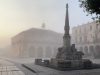 La plaza Mayor de Soria cubierta por la niebla en una imagen de archivo.