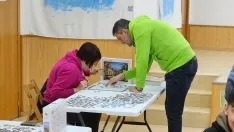 Foto 5 - Tardelcuende aprende a hacer puzles de 500 piezas con el campe&oacute;n del Mundo de esta disciplina