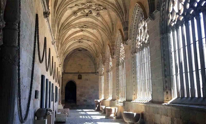 Autorizadas actuaciones para potenciar las visitas al claustro de la catedral de El Burgo 
