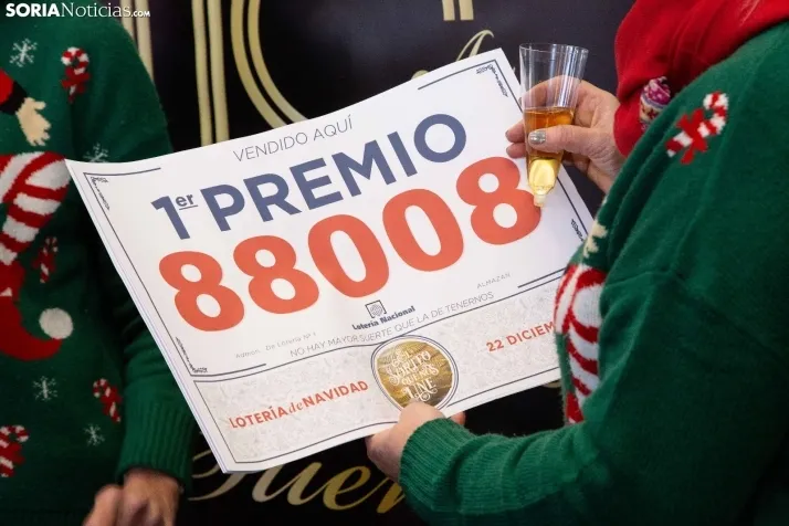 Fiesta íntima por el Gordo en Almazán