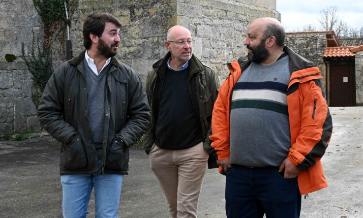 García-Gallardo pide al Gobierno que proteja menos al lobo y más a los ganaderos