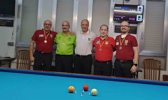 Carlos Cortés, campeón regional de Billar 5 quillas