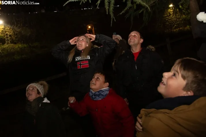 Suelta de farolillos en Oncala