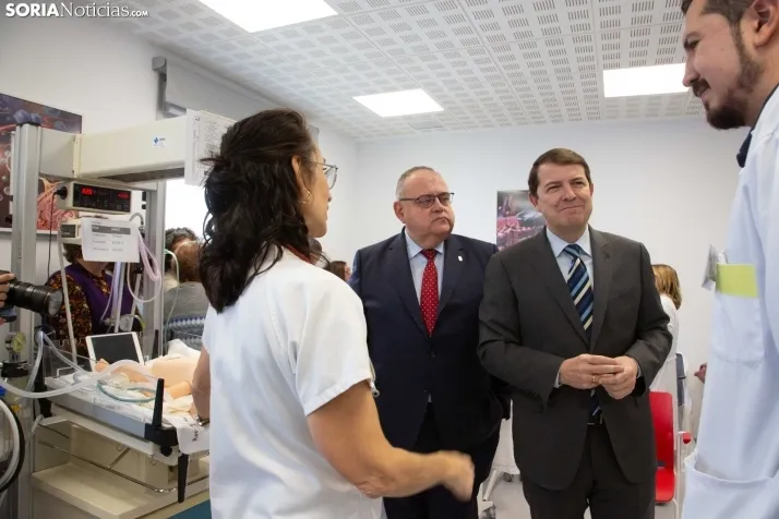Visita Mañueco Radioterapia Soria