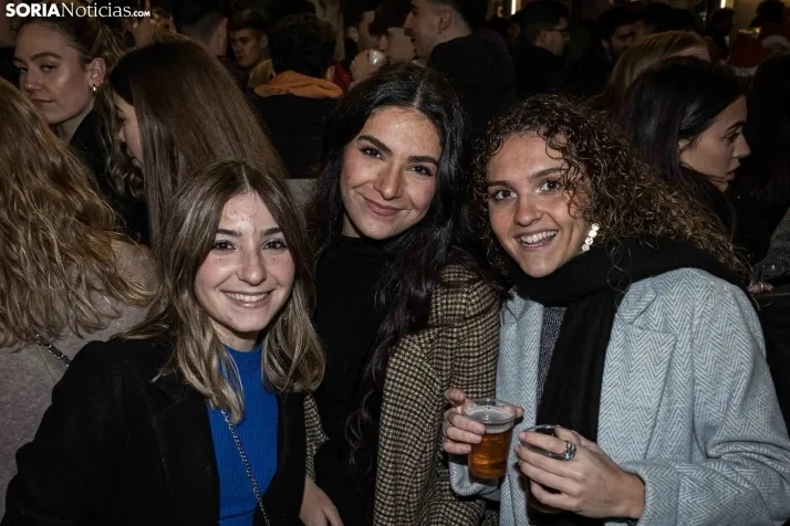 Fotos: Soria, entera, brinda por un buen 2024 en la Champanada de Nochevieja