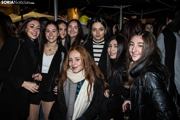 Fotos: Soria, entera, brinda por un buen 2024 en la Champanada de Nochevieja