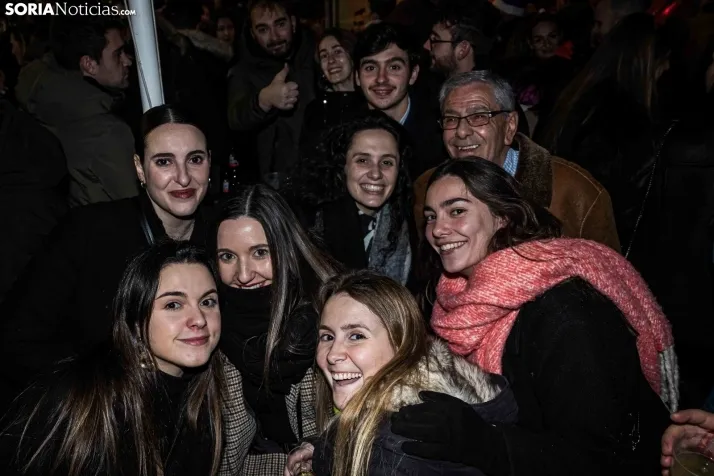 Fotos: Soria, entera, brinda por un buen 2024 en la Champanada de Nochevieja