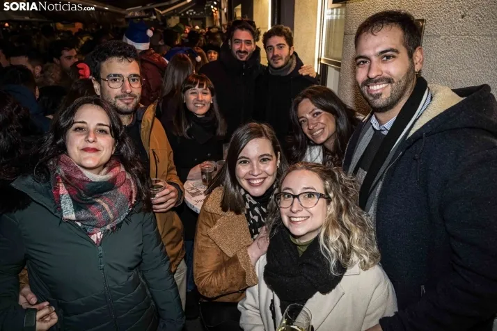 Fotos: Soria, entera, brinda por un buen 2024 en la Champanada de Nochevieja