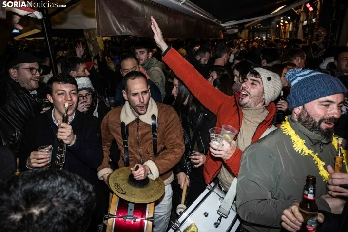 Fotos: Soria, entera, brinda por un buen 2024 en la Champanada de Nochevieja