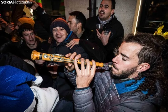 Fotos: Soria, entera, brinda por un buen 2024 en la Champanada de Nochevieja